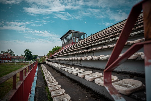 曼聯正式對 曼聯正式對